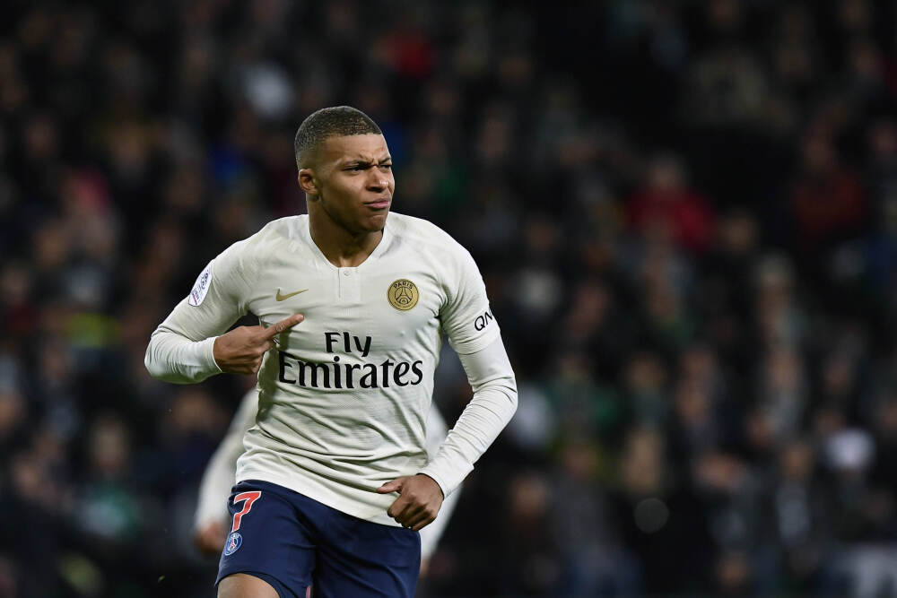 百度发布全新一代昆仑芯 M100 和 M300，未来五年路线图公布